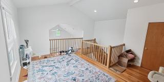 4 Bedroom, 3 Bathroom Impressive Lincoln Park Duplex Gallery 28