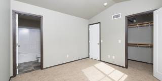 The Commons The Commons Gallery 81