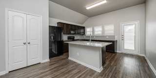 517 Fallbrook Drive Gallery 10