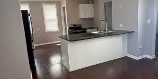 4 Bedroom House with Primary Suite 4 Bedroom House with Primary Suite Gallery 6