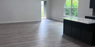 1428 NE 10th Street Gallery 10