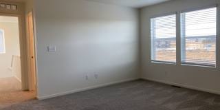 Exquisite 3 Bed 2.5 Bath Single Family Home Gallery 33