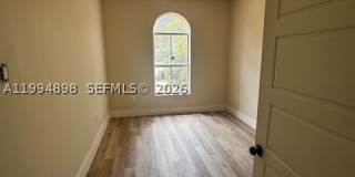 3711 NE 23rd Ct Gallery 9