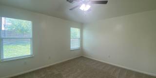 Updated Home in Pioneer Crossing! Available for July! Gallery 15