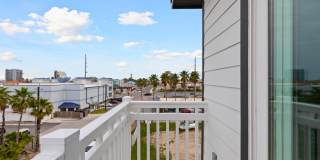 111 West Sunny Isle Drive Gallery 21