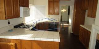 Large 4 bedroom, 3 bath house located on a large lot Gallery 9