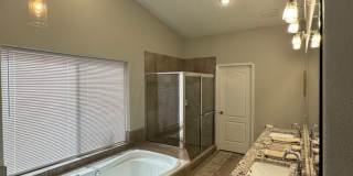 Available August 17! 2 Bed, 2 Bath, 2 Car Garage With AMAZING Views! Gallery 23