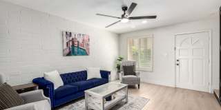4848 N Woodmere Fairway Gallery 3