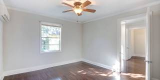 Single Family 2.5 bd, 1 ba close to Forsyth Park, Historic District Gallery 1