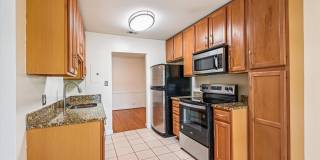 300 HILLTOP LN #300I Gallery 1