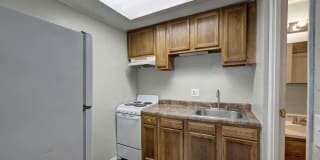 Pelican Pointe Apartments Gallery 2