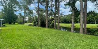 3 Bedroom 2.5 Bathroom Townhome located in Pelican Bay Gallery 55