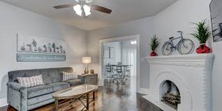 402 E 3rd St - 1 Gallery 1