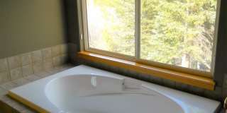 Winter Seasonal Rental- 192 Robin Drive Gallery 15