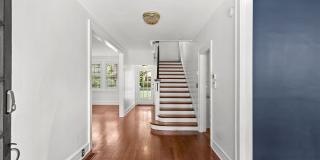Charming Historic House in Harbor Oaks Gallery 32