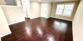 *MOVE IN SPECIAL* Gorgeous Four Bedroom Home with Covered Patio Near Medical Center!! Gallery 6