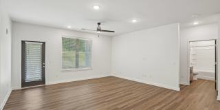 The Pullman Luxury Apartment Homes Gallery 103