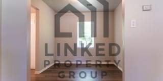 NEWLY RENOVATED 2 BEDROOM HOME! Gallery 14