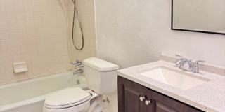 Charming 3-Bedroom, 2-Bath Home for Rent in Edmond – Prime Location! Gallery 14