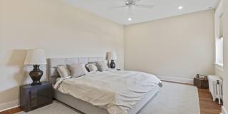 1 Roseld Avenue Gallery 14