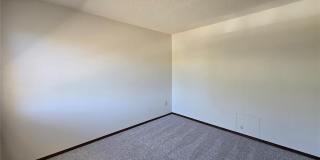 570 Manor Court Gallery 24