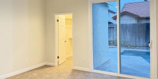 8629 White Rock Gallery 14