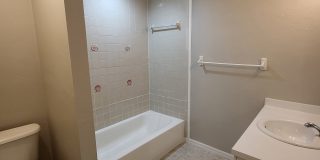 2147/2145 Pauldo Street Gallery 15