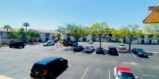 534 PLAZA SEVILLE Court Gallery 25