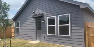 *COMING SOON* Comfortable Living with Open Kitchen & Fenced Yard! Gallery 17