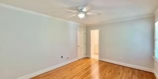 1610 Ridge Road Gallery 22