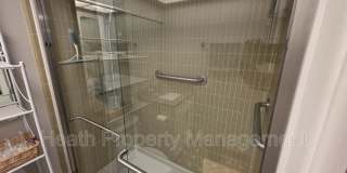 1012 Pearce Dr #304 Gallery 3