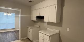 2221 Dorchester Dr Gallery 7