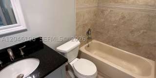 9976 Twin Lakes Dr Gallery 13