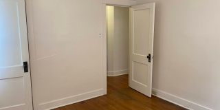 Open & Bright! 3 bedroom duplex Gallery 16