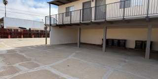 311 E. McElhaney Avenue Apartments Gallery 6