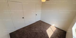 925 8th St Gallery 14