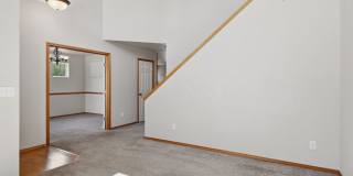 3bd/2.5ba Everett Home Gallery 4