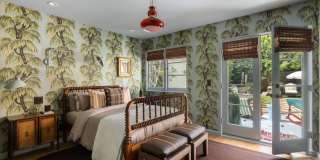 1745 N Vista St Gallery 15