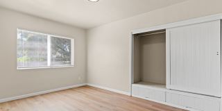 Fully Remodeled Oakland 2 Bed w/ Off-Street Parking & Beautiful Cabinets Gallery 10
