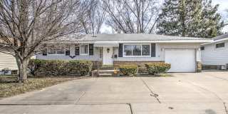 1700 Patterson Gallery 1