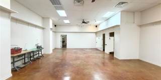 707 Austin Avenue Gallery 9
