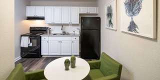 Viceroy Apartments Gallery 3