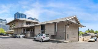 Top-Floor Downtown Bellevue Condo with Sunset Views Gallery 1