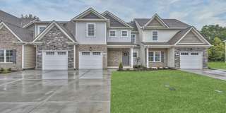 Beautiful LIKE NEW 3 Bed 2.5 Bath Townhome in Manchester! Gallery 1