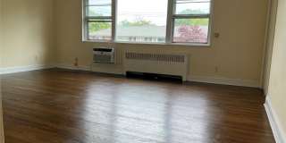 3 Walnut Street Gallery 1
