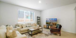1529 E Eva Crossing Place 1529 E Eva Crossing Place Gallery 1