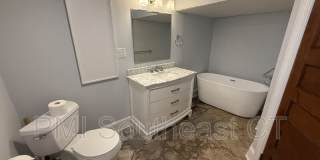 86 School St Gallery 27