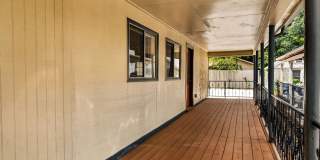 631 E Mistletoe Gallery 30