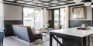 The Cardinal Gallery 31