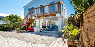 142 Airstream Lane Gallery 1